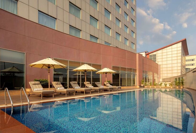 Отель Radisson Gurugram Udyog Vihar