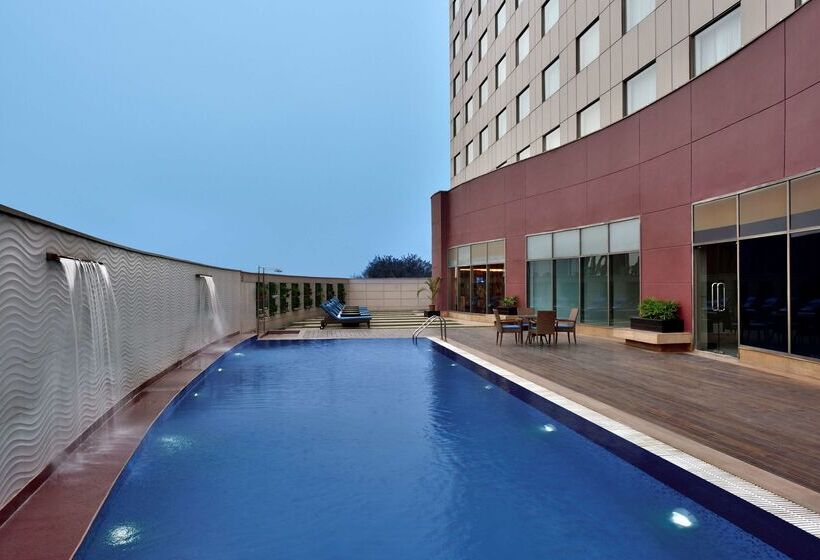 Отель Radisson Gurugram Udyog Vihar