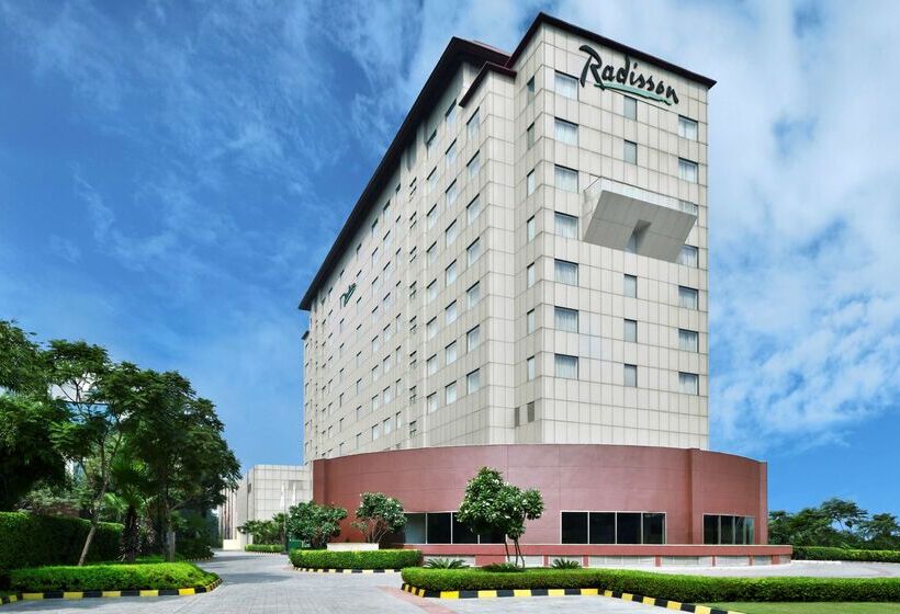 Отель Radisson Gurugram Udyog Vihar
