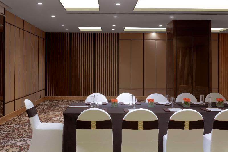 Отель Radisson Gurugram Udyog Vihar