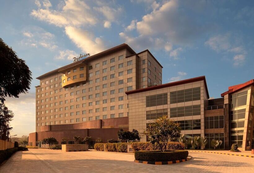 Отель Radisson Gurugram Udyog Vihar