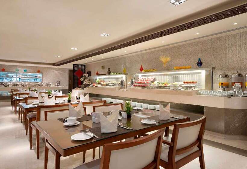 ホテル Ramada Downtown Abu Dhabi