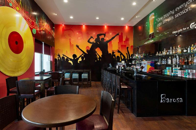 ホテル Ramada Downtown Abu Dhabi