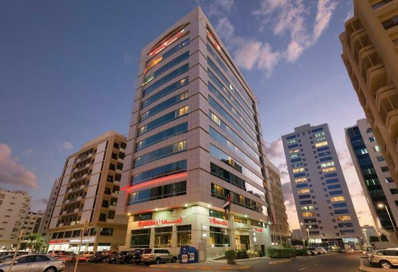 ホテル Ramada Downtown Abu Dhabi