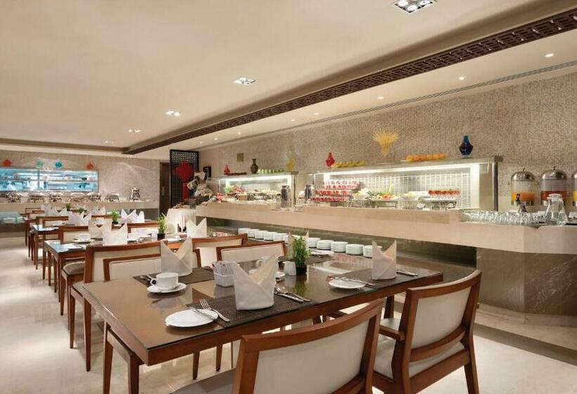 ホテル Ramada Downtown Abu Dhabi