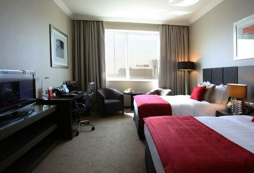 ホテル Ramada Downtown Abu Dhabi