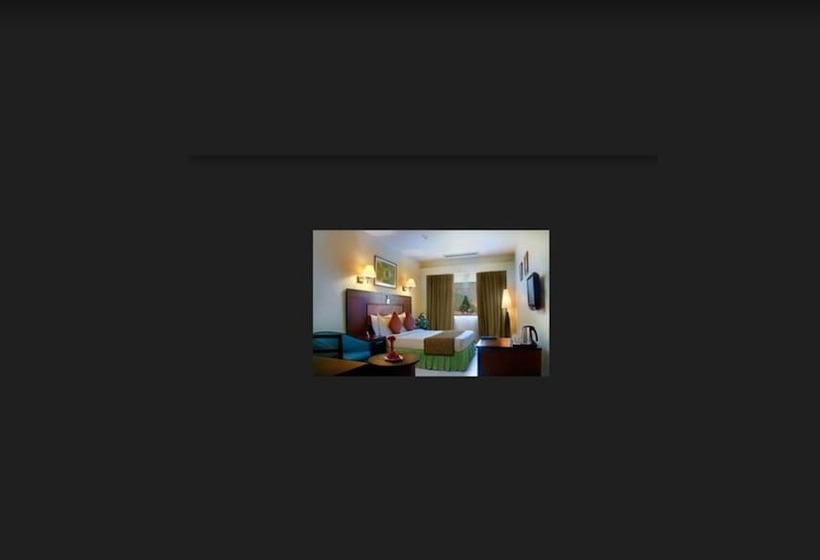 בית מלון כפרי Ramada Katunayake