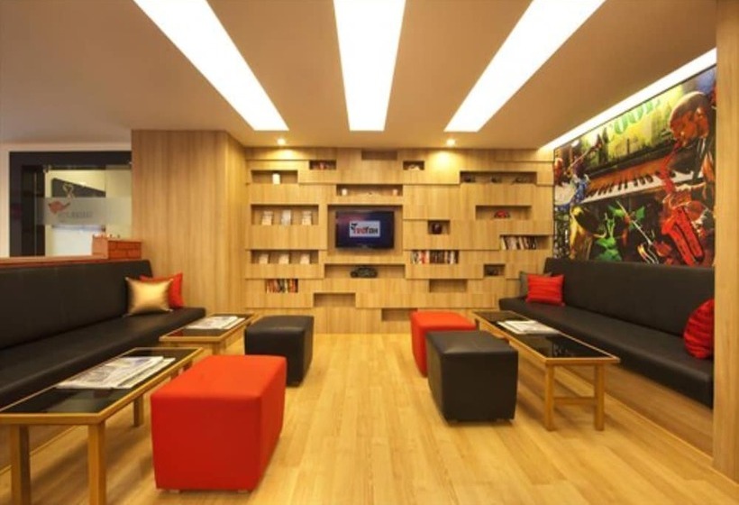 Red Fox By Lemon Tree Hotels, Hyderabad