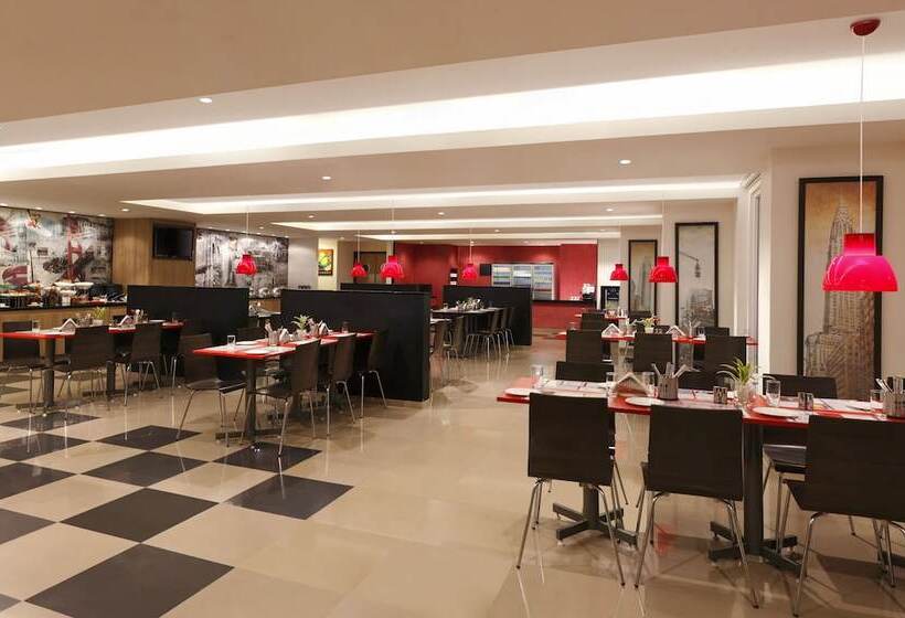 Red Fox By Lemon Tree Hotels, Hyderabad