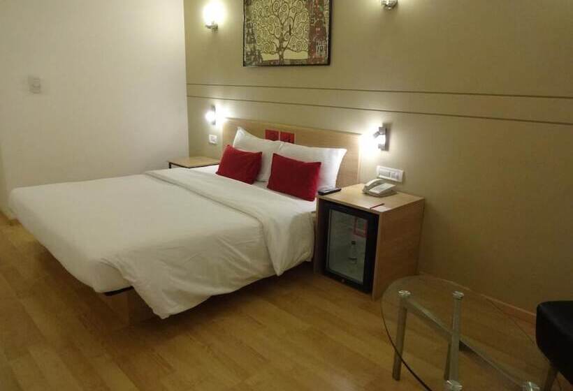 Red Fox By Lemon Tree Hotels, Hyderabad