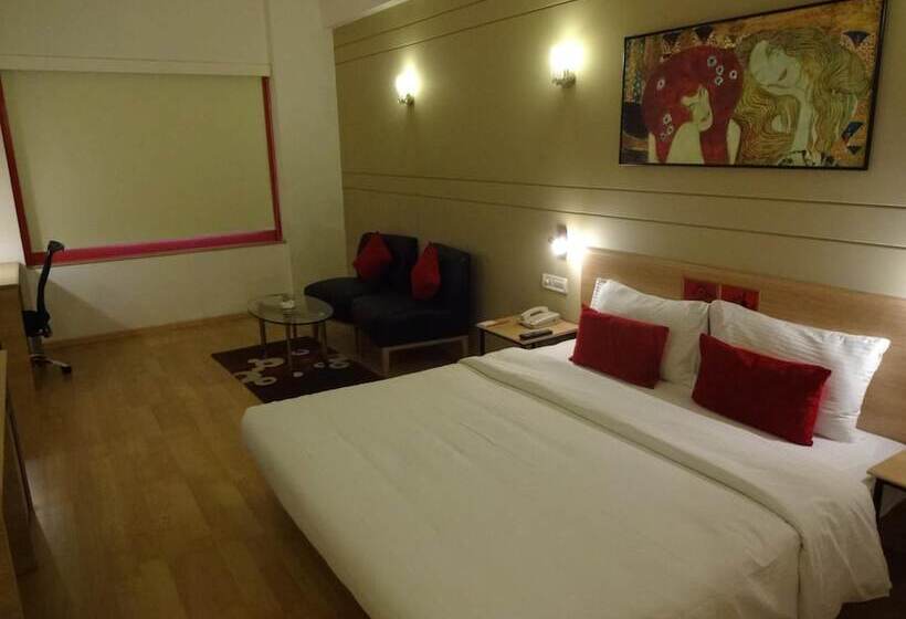 Red Fox By Lemon Tree Hotels, Hyderabad