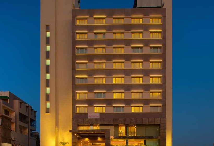 فندق Royal Orchid Central Vadodara