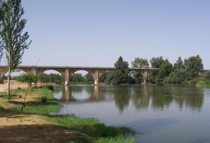 Hotel Rural El Arriero