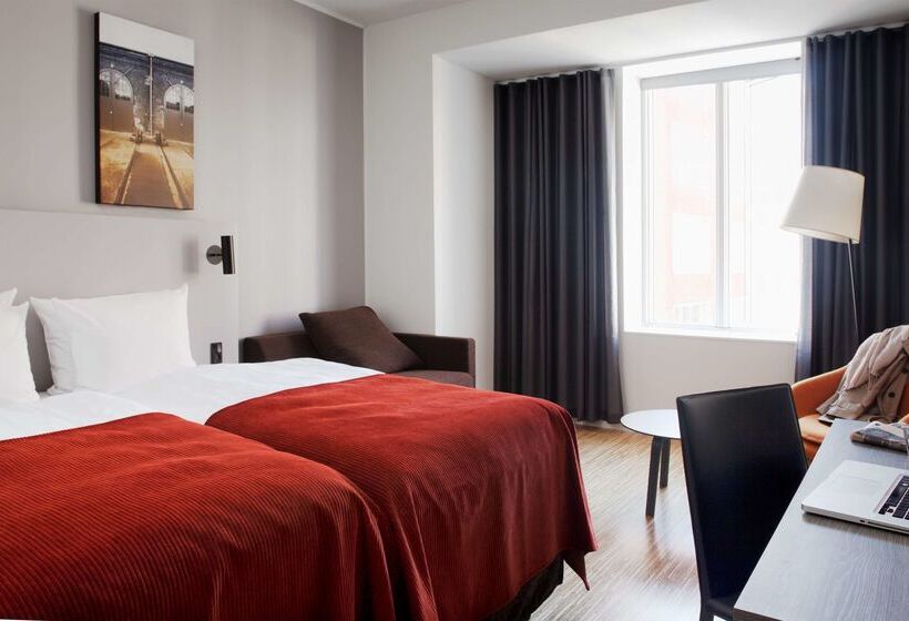 בית מלון כפרי Scandic Aarhus City