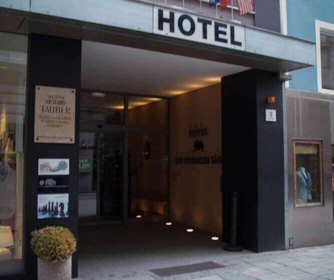 هتل Schwarzer Bar