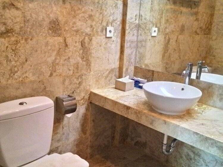 酒店 Serela Kuta Bali