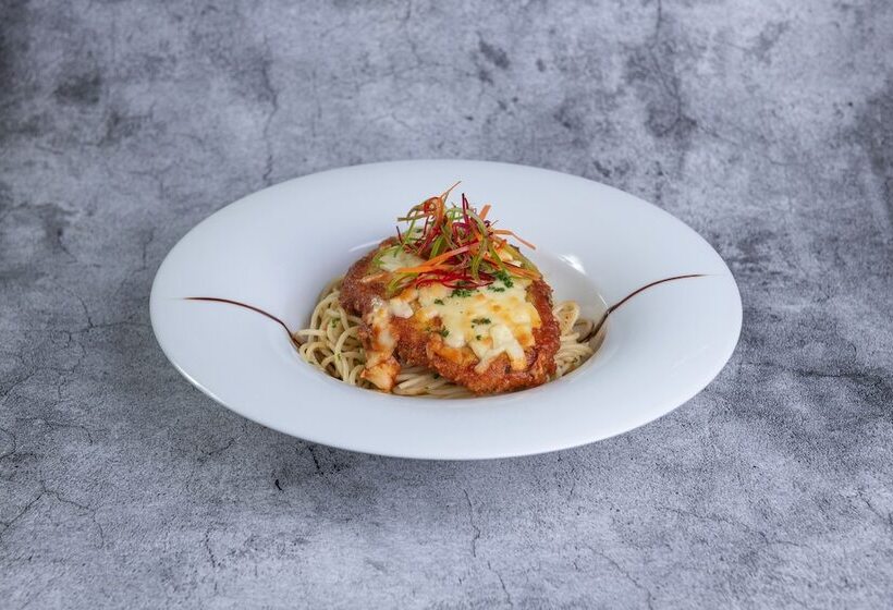 Отель Serene Pavilions