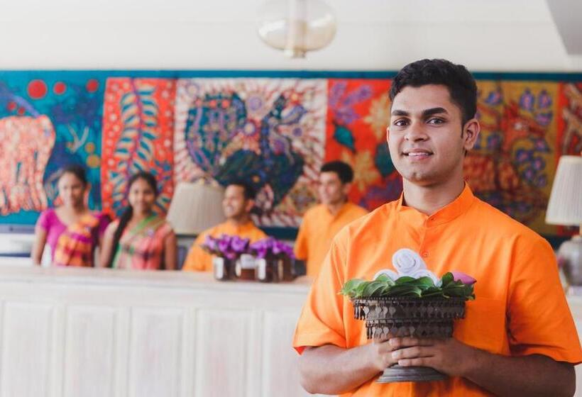 Отель Sigiriana Resort By Thilanka