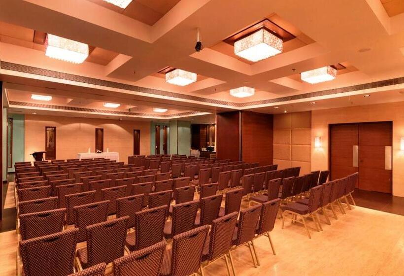 Spree Shivai Hotel Pimpri