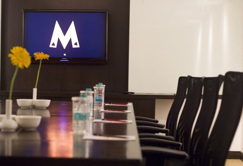 호텔 Sterlings Mac