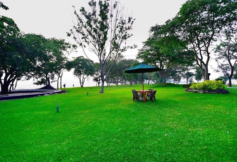 בית מלון כפרי Sudu Araliya