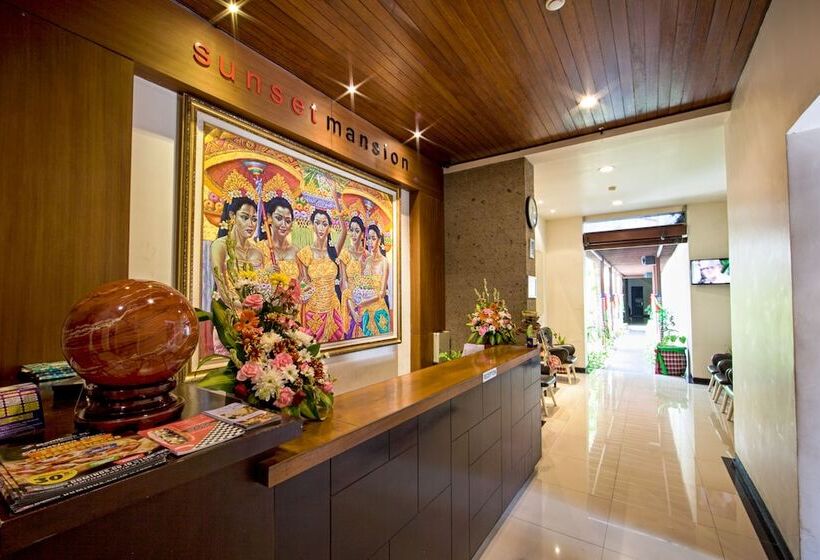 호텔 Sunset Mansion  Seminyak