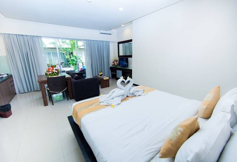 호텔 Sunset Mansion  Seminyak