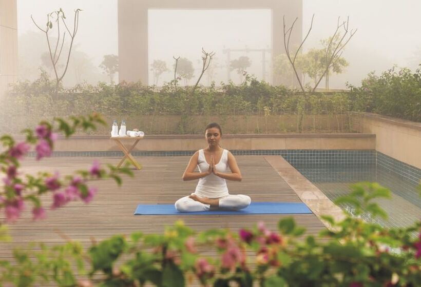 Taj Hotel & Convention Centre, Agra