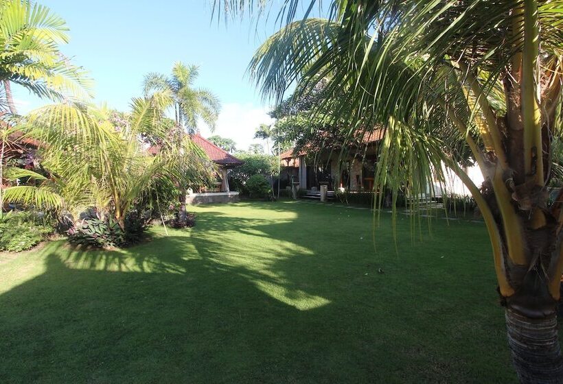 בית מלון כפרי Taman Agung