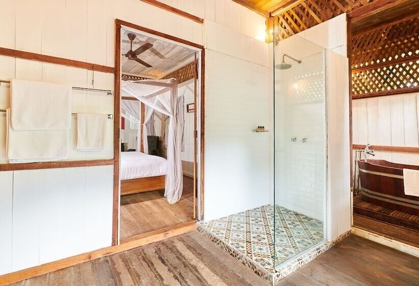 Отель Temple Tree Resort