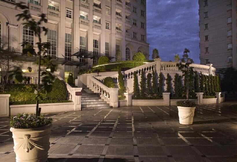 The Bellezza Hotel Suites