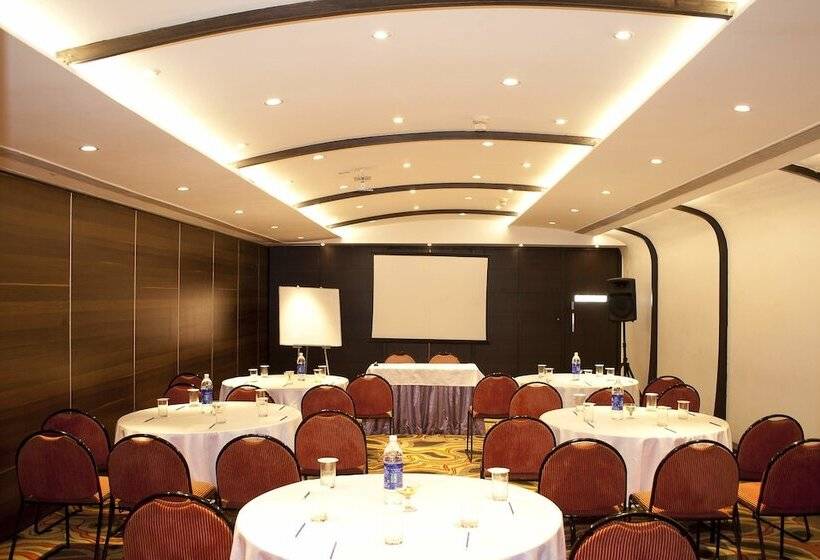 ホテル The Central Park