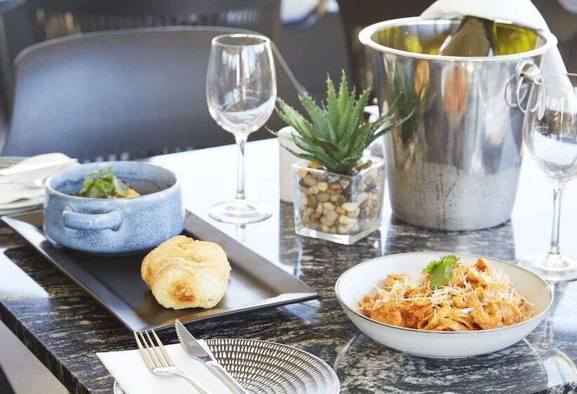 فندق The Hyde All Suite