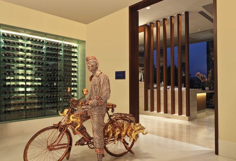 هتل The Oberoi  Gurgaon