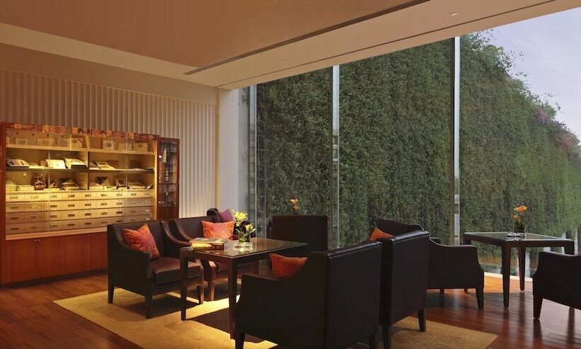 هتل The Oberoi  Gurgaon