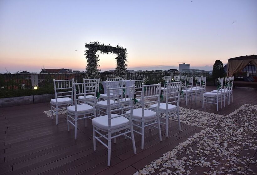 בית מלון כפרי The One Legian