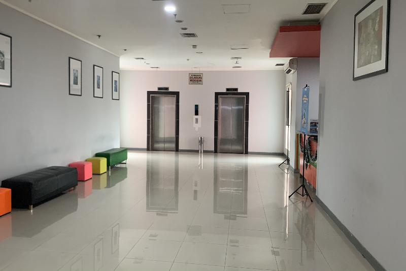 Отель Glodok Plaza