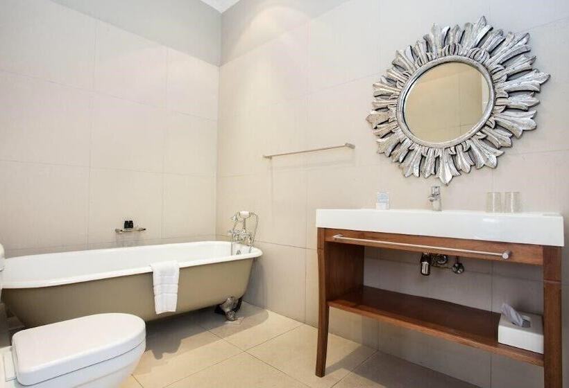 בית מלון כפרי Saint James On Venice