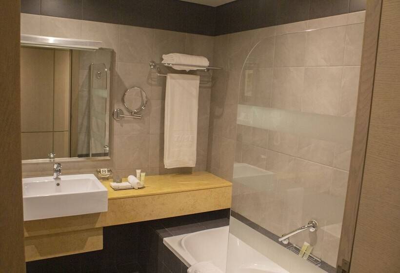 Time Grand Plaza Hotel, Dubai Airport