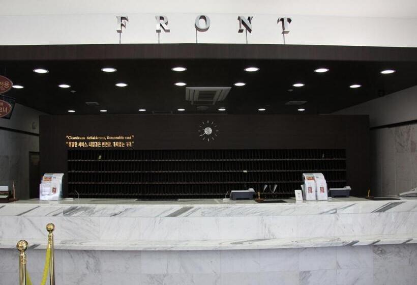 Отель Toyoko Inn Busan Station2