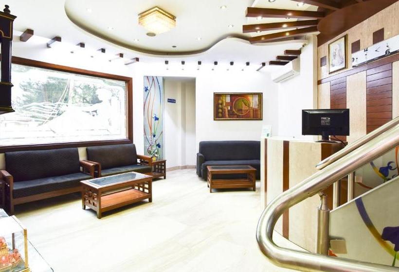 Отель Treebo Trend Grd Inn