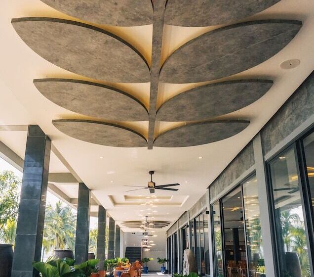 هتل Vedana Lagoon Resort And Spa