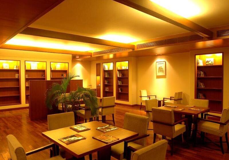 هتل Vedic Village Spa Resort Kolkata