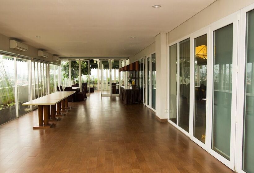 Verona Palace Hotel Bandung