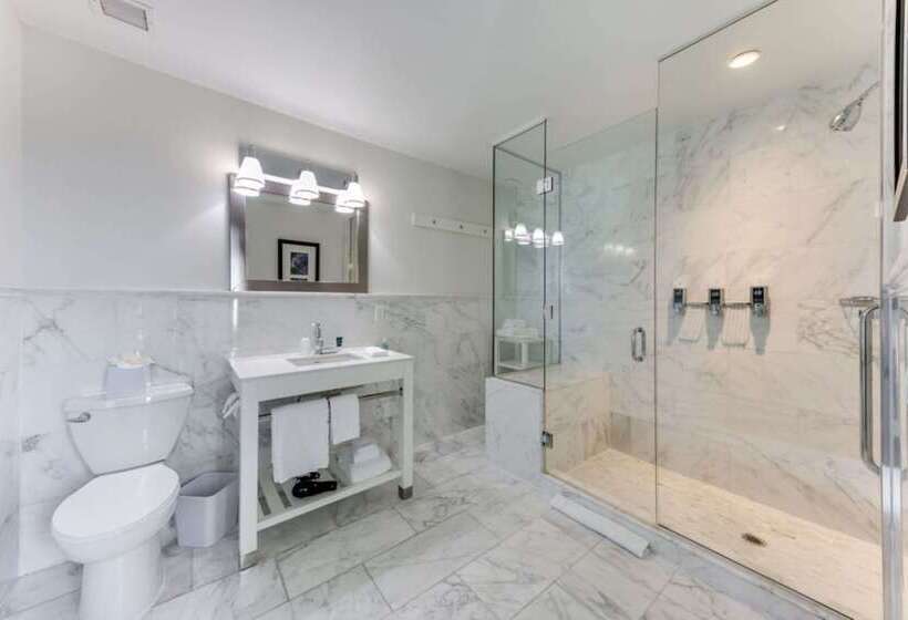 Vista Lic Hotel, Premier Collection By Best Western