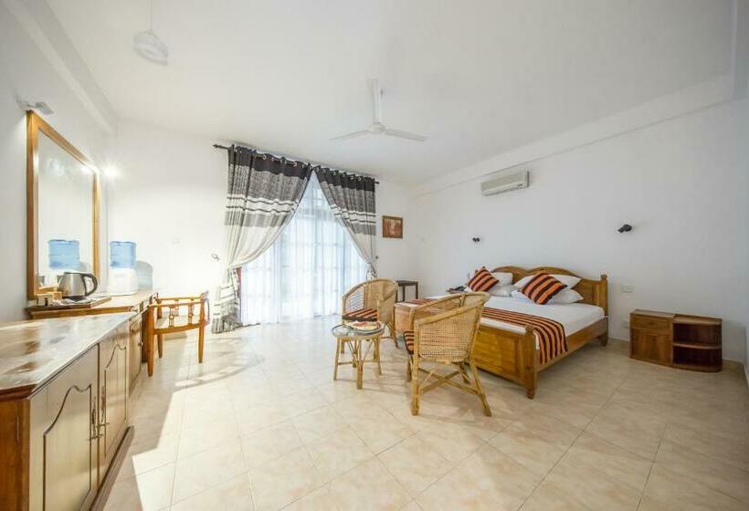 ホテル Yapahuwa Paradise