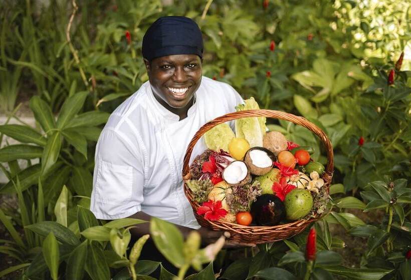 Kempinski Seychelles Resort