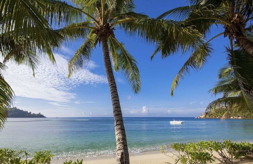 Kempinski Seychelles Resort