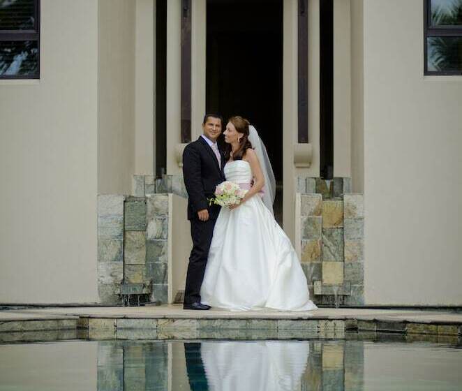 Le Cardinal Exclusive Resort