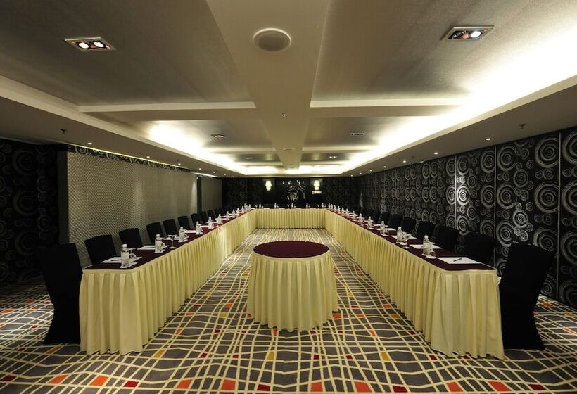 Ming Garden Hotel And Residences